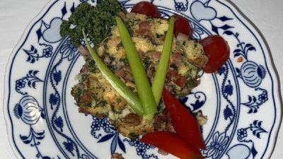 Tradiční nádivka s kopřivami a vejci