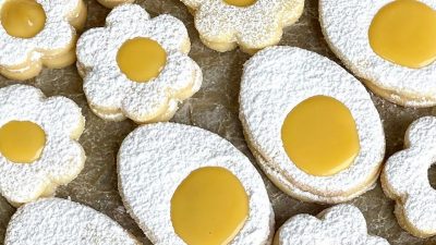 Velikonoční linecké cukroví s marcipánem