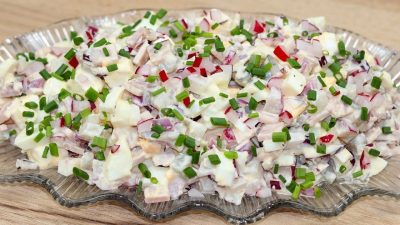 Velikonoční vajíčkový salát s majonézou