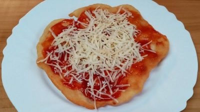 Vláčné langoše z bílého jogurtu