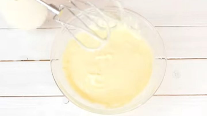 Rychlé pudinkové šátečky s marmeládou