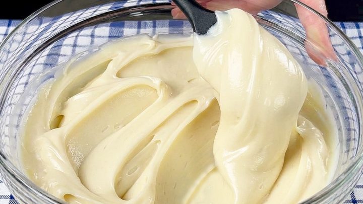 Jednoduchá ganache z bílé čokolády