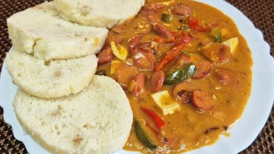 Jednoduchý párkový guláš s paprikou