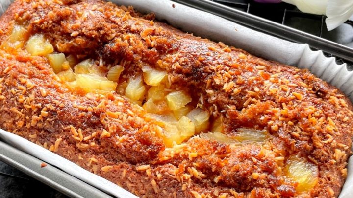 Ananasový chlebíček s vanilkou a kokosem