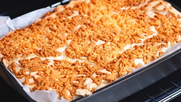 Kleopatřin koláč s meruňkovým džemem