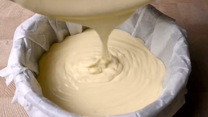 Krémový cheesecake s vanilkou