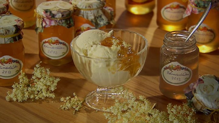 Bezinkový džem jen ze 4 ingrediencí Bezinkový džem jen ze 4 ingrediencí