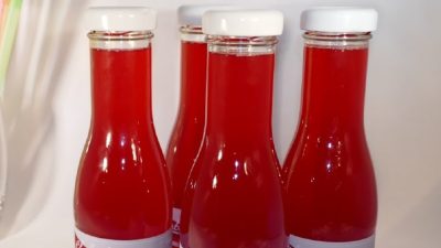 Rebarborový sirup jen ze 4 ingrediencí