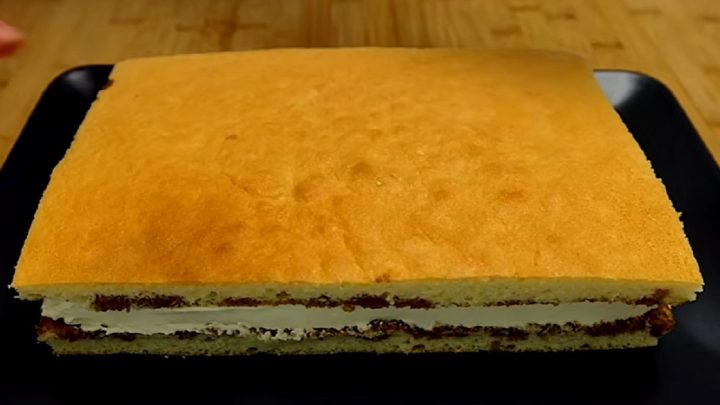 Pečené tiramisu řezy se smetanovým krémem