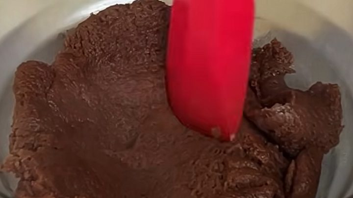Kakaová roláda z odpalovaného těsta