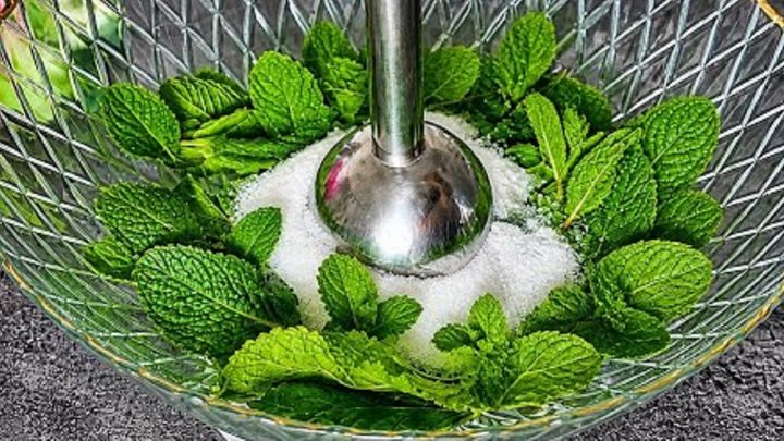 Mátové sušenky s citronovou kůrou