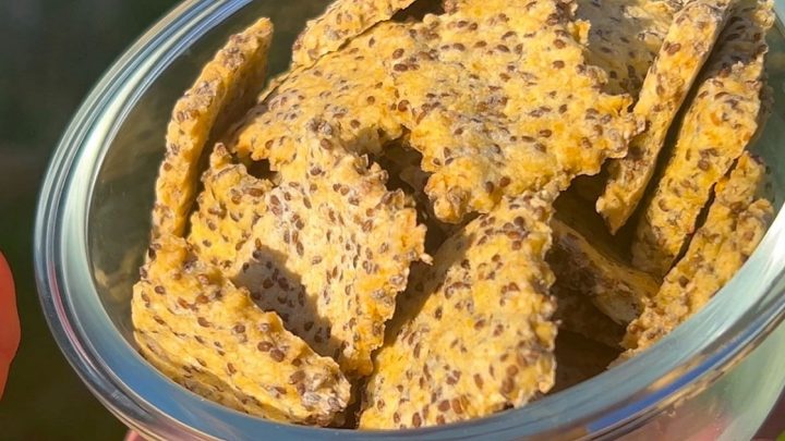 Slané krekry bez mouky a vajec Slané krekry bez mouky a vajec