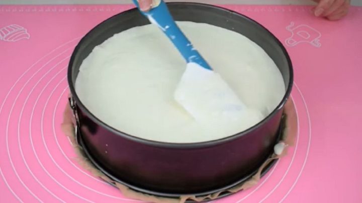 Bezový nepečený dort s tvarohem