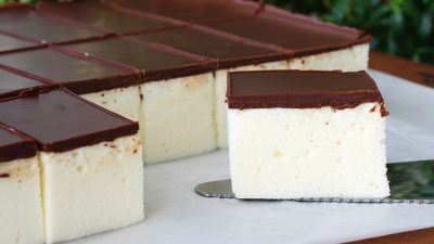 Ptačí mléko na plech s čokoládovou polevou