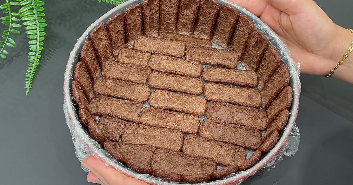 Šlehačkový sušenkový dort bez pečení