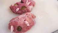 Hamburská vepřová kýta s jemnou omáčkou