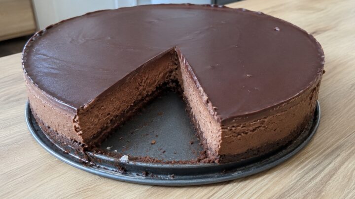 Čokoládový cheesecake s jemnou polevou Čokoládový cheesecake s jemnou polevou