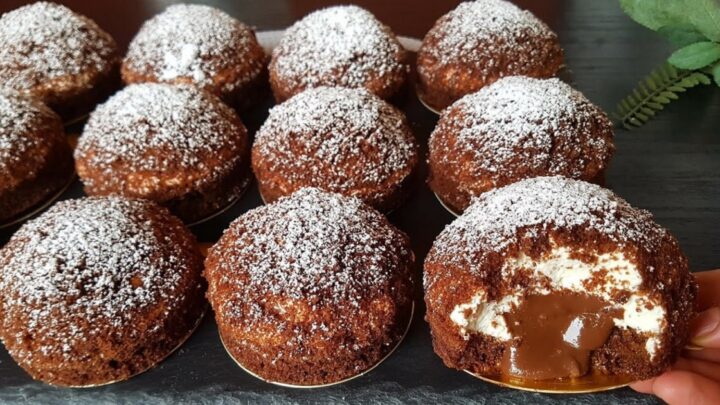 Kakaové mini dortíky s Nutellou