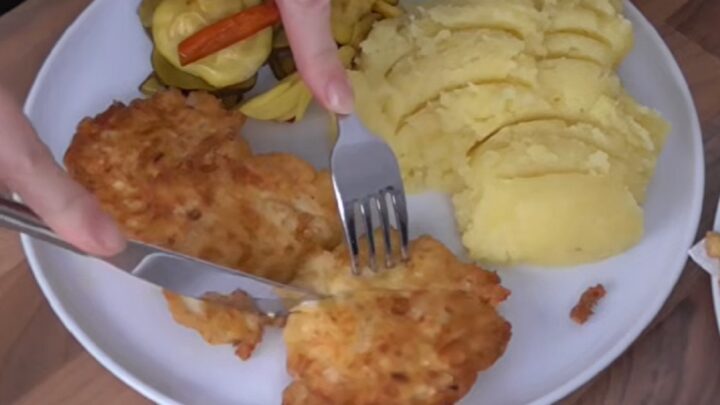 Papežský řízek se smaženou cibulkou