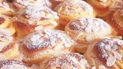 Kynuté šneky s pudinkem a mandlemi