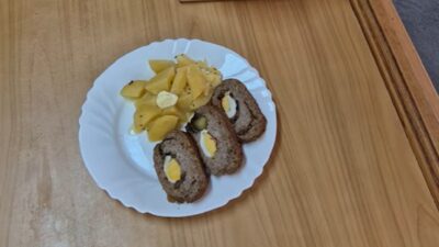 Masová roláda v medové marinádě