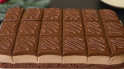 Nutellové řezy s čokoládou a krémem