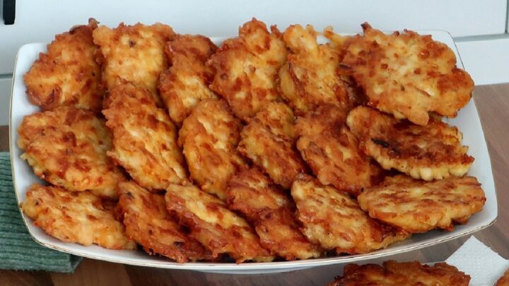 Papežský řízek se smaženou cibulkou Papežský řízek se smaženou cibulkou
