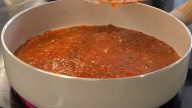 Domácí turecká chilli omáčka s paprikou