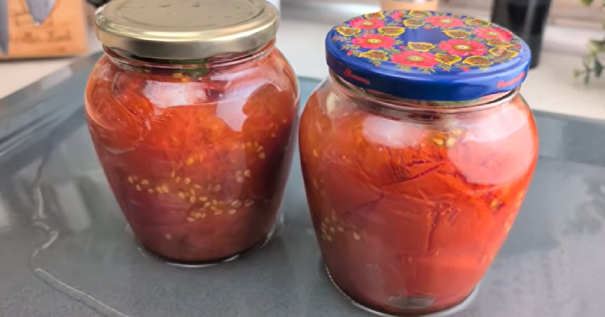 Zavařená pečená rajčata ze 2 ingrediencí