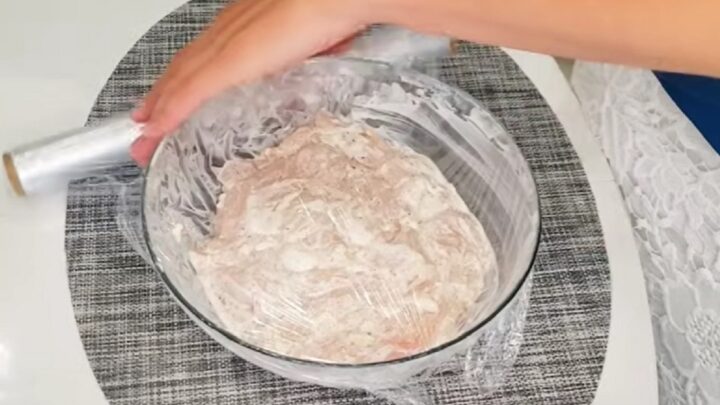 Řízek v zakysané smetaně s česnekem