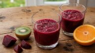 Smoothie z červené řepy, kiwi a pomeranče