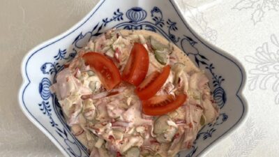 Domácí Kempink salát s feferonkou