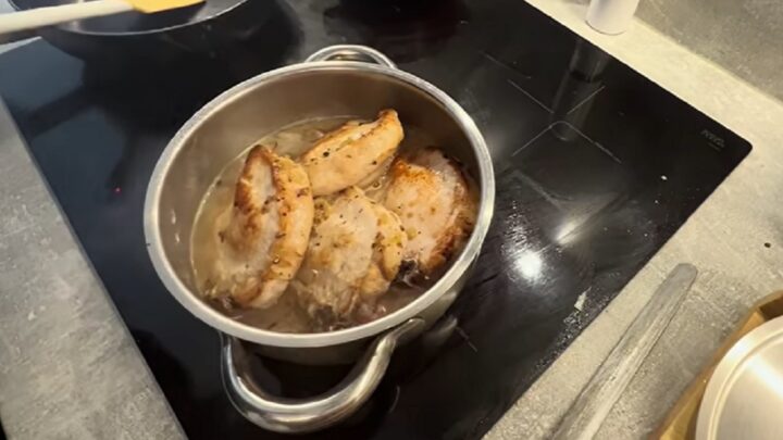 Putimský vepřový kotlet plněný uzeninou
