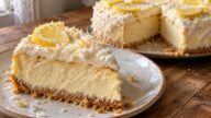 Kokosový cheesecake se smetanou s citronem