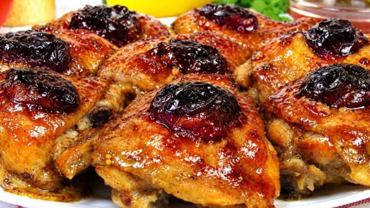 Kuřecí na švestkách, cibuli a česneku Kuřecí na švestkách, cibuli a česneku