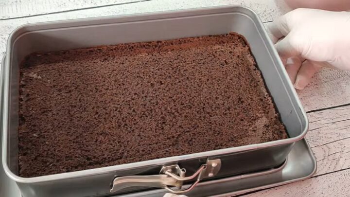 Strakaté Milka řezy se 3 druhy krému