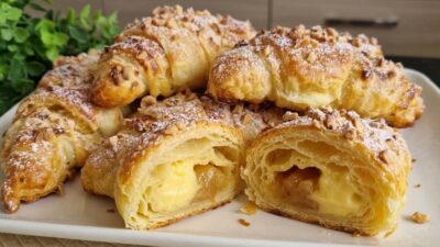 Rychlé croissanty s jablečnou náplní