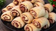 Skořicové miniroládky z kefírového těsta