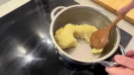 Rychlé domácí profiterolky s čokoládou